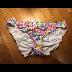Never Worn Victoria’s Secret Ruffle Bottoms